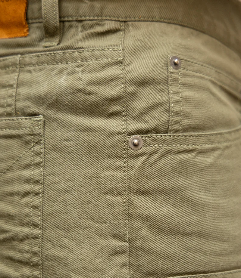 field pant detail