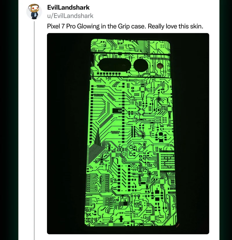 EvilLandshark on Reddit: "Pixel 7 Pro Glowing in the Grip case. Really love this skin."