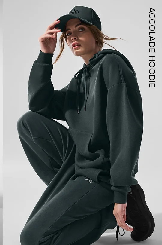 ACCOLADE HOODIE