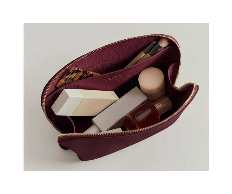 Medium Travel Case Cherry