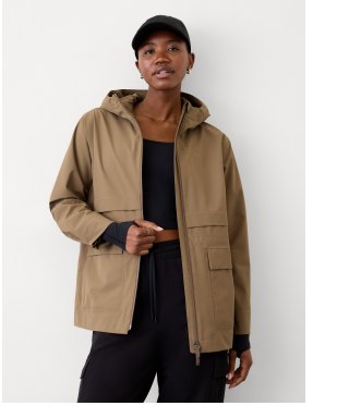 Display images to show real-time content