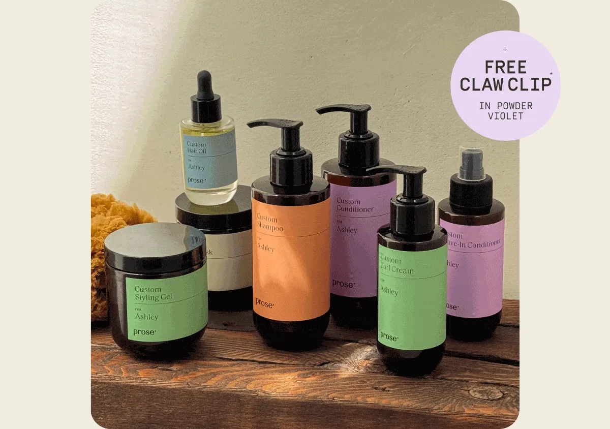 FREE CLAW CLIP IN POWDER VIOLET
