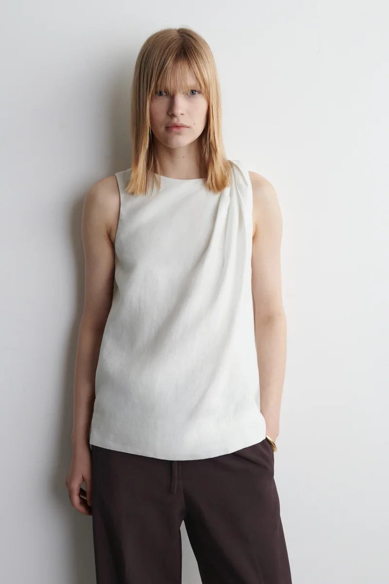 WHITE TOP