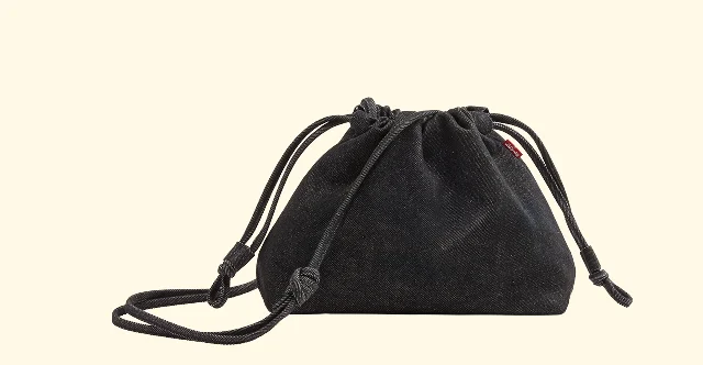 BLACK BAG