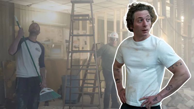 Jeremy Allen White wearing a Merz B. Schwanen T-shirt in 'The Bear'.