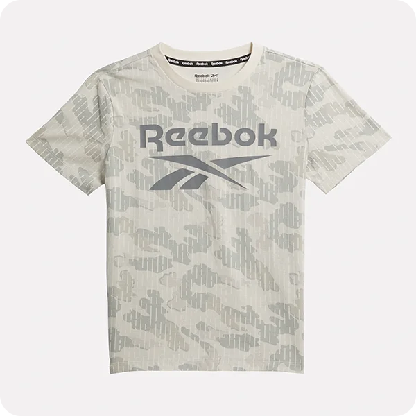 Logo T-Shirt (Big Kids)