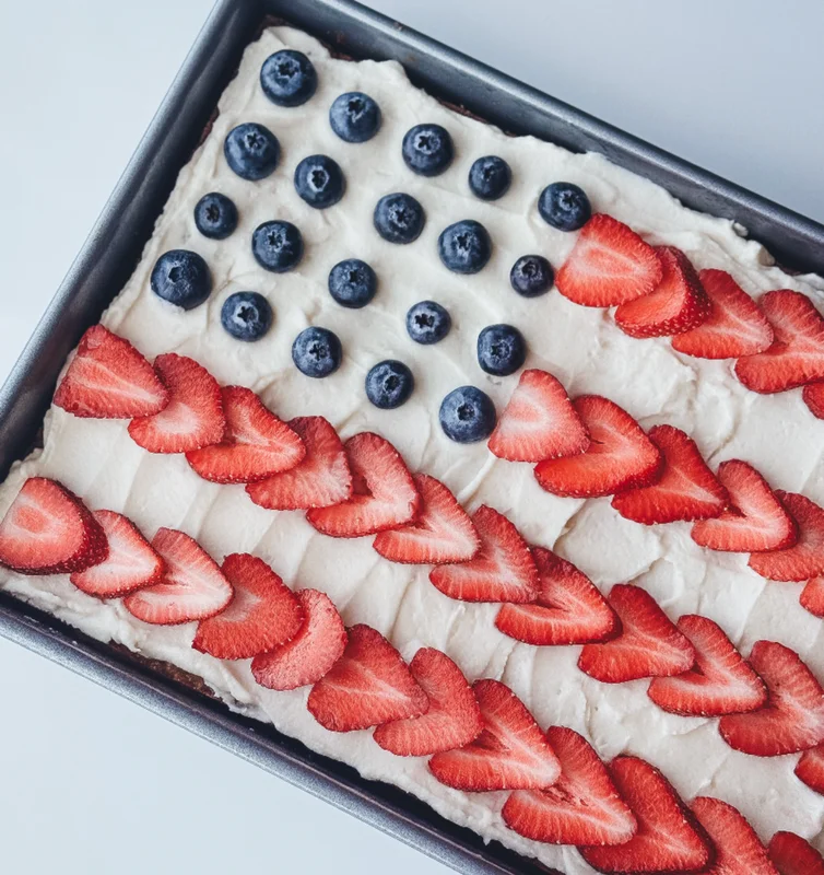 Homemade Bakers June Box: American Flag Berry Cake
