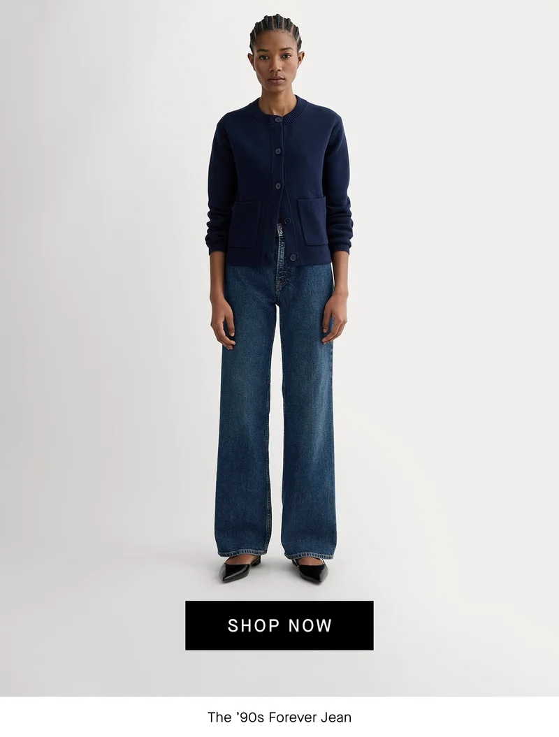 [Editorial Image] The ’90s Forever Jean | Dark Indigo