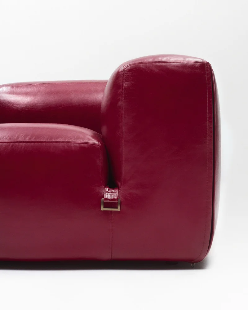 Décor item Discover more on the Gucci website