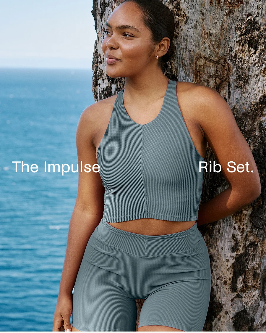 Impulse Ribbed V-Waist 5" Biker Short in Shaken Blue