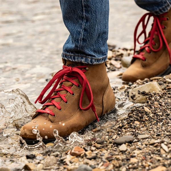 Pictured: 38213 - Cedar Grove GTX - Bone Brown - Women's