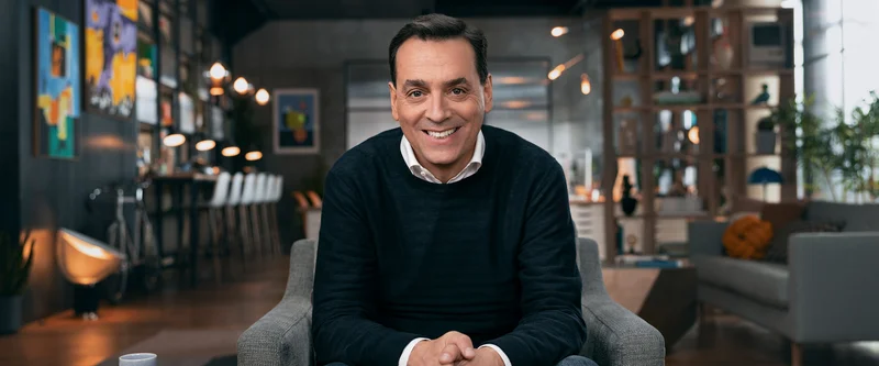 Daniel Pink Teaches Sales and Persuasion
