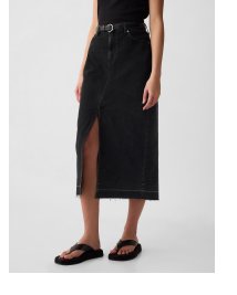 Display images to show real-time content