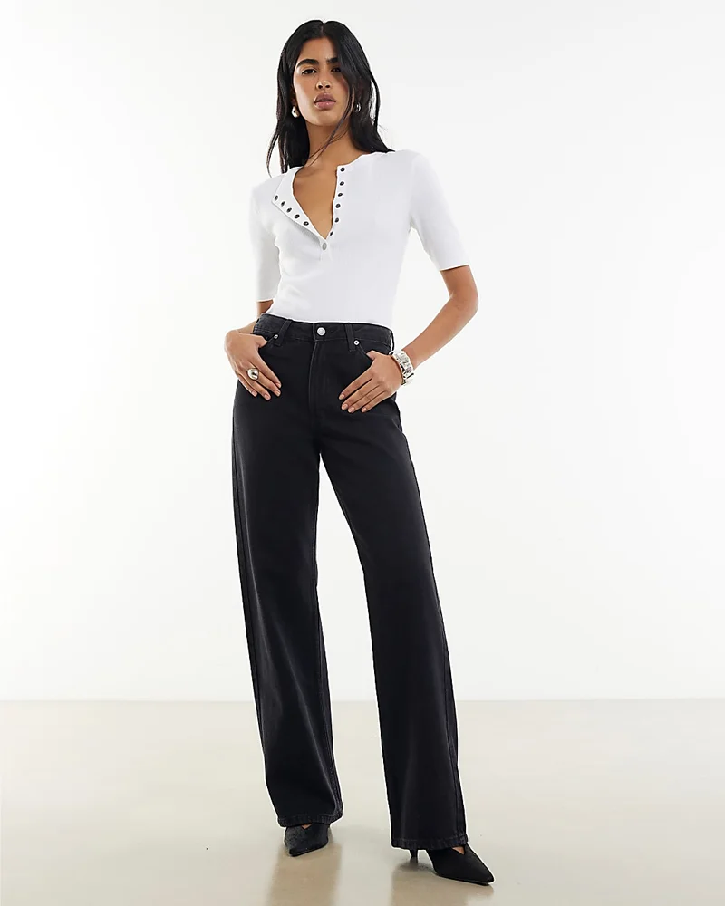 Womens Black High Rise Relaxed Straight Leg Jeans