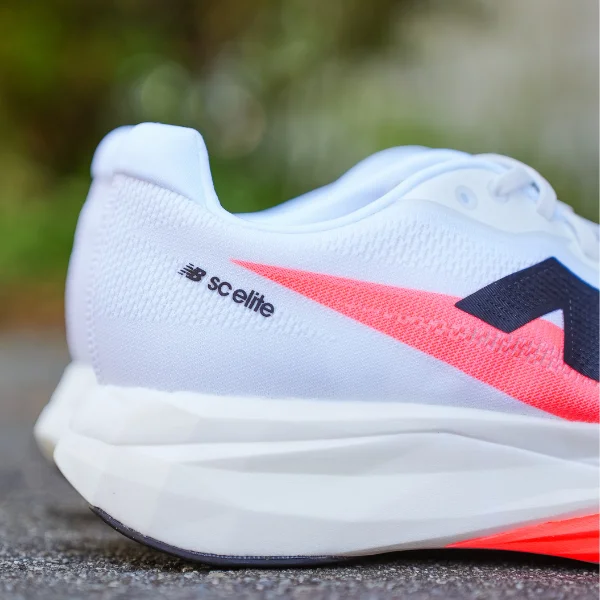 New Balance FuelCell Supercomp Elite v5