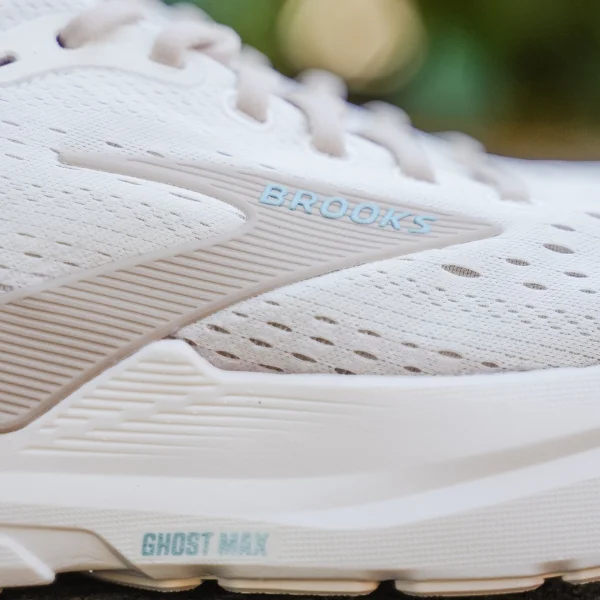 Brooks Ghost Max 3