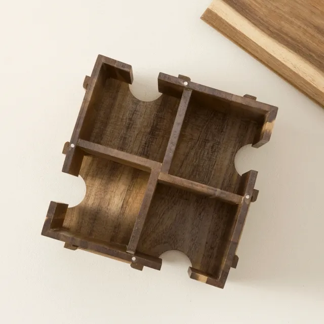 Swiveling Tea Organizer