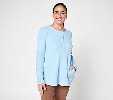 LOGO by Lori Goldstein Lace Applique L/S Waffle Top