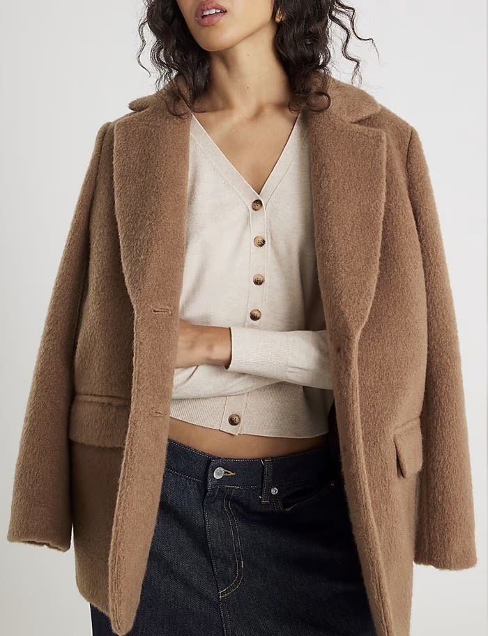 Coats & Jackets