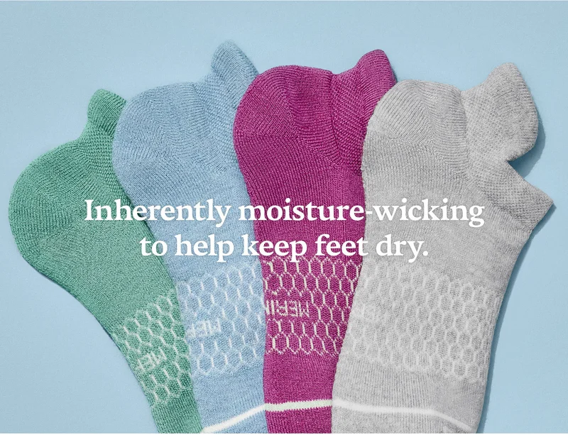 Inherently moisture-wicking to help keep feet dry.