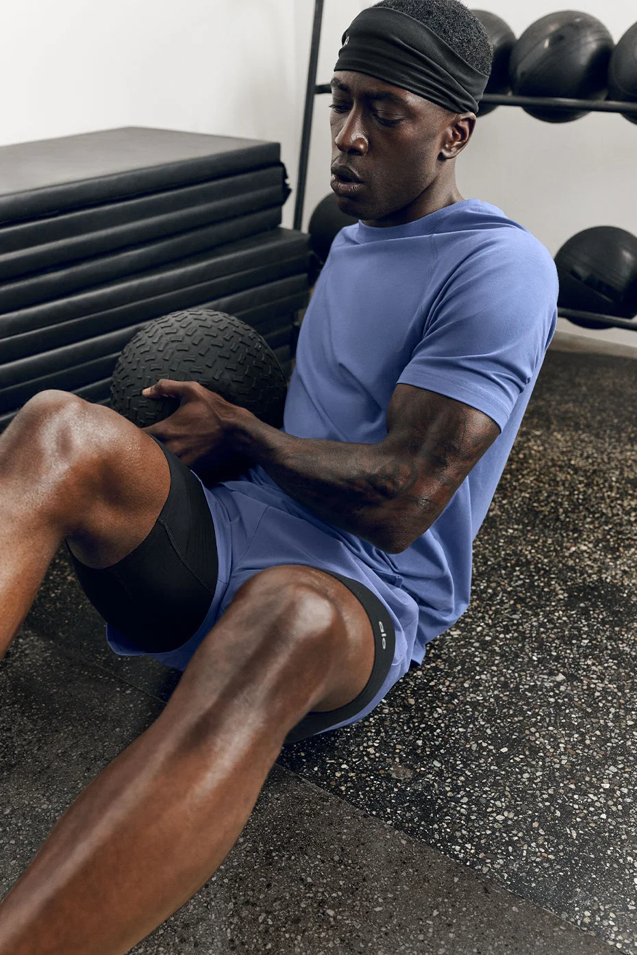 Alo Yoga: New Blue For Her and Him | Email Inspire