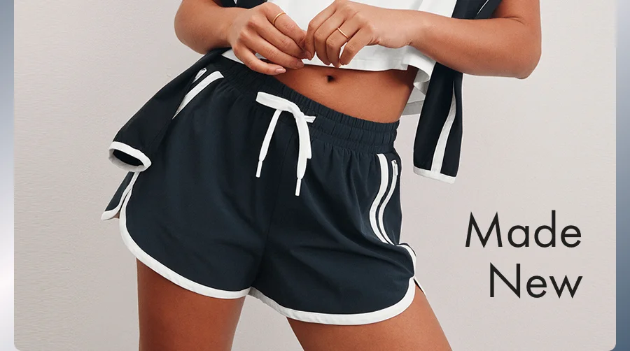 Stretch Woven The Course 2.5" Short in Nocturnal Navy/Cloud White