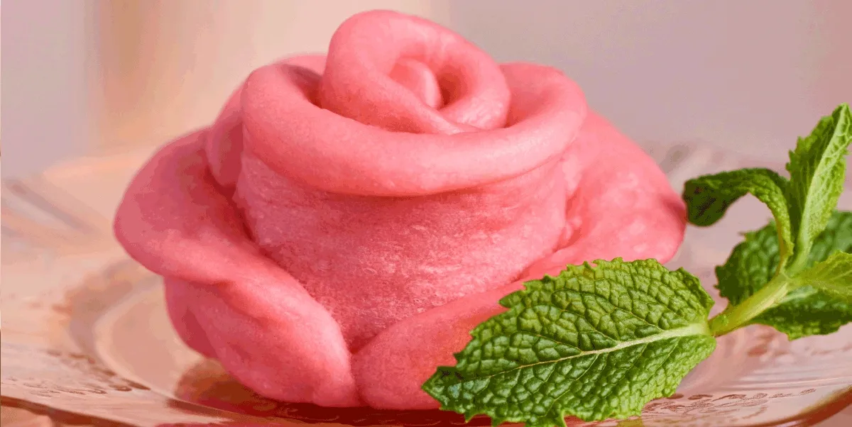 Steamed Rose Buns