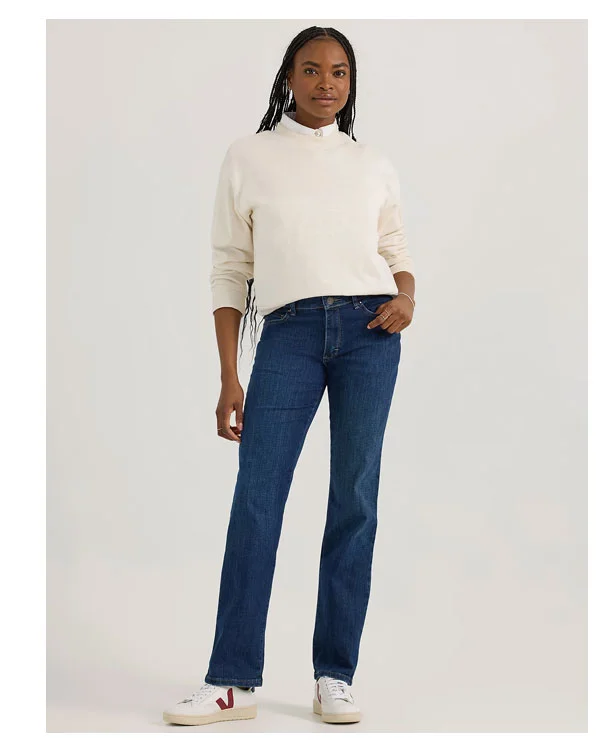 Women’s Stretch Relaxed Fit Straight Leg Jean