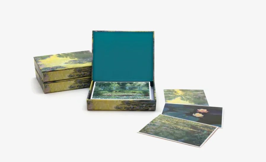 Notecards in a decorative box