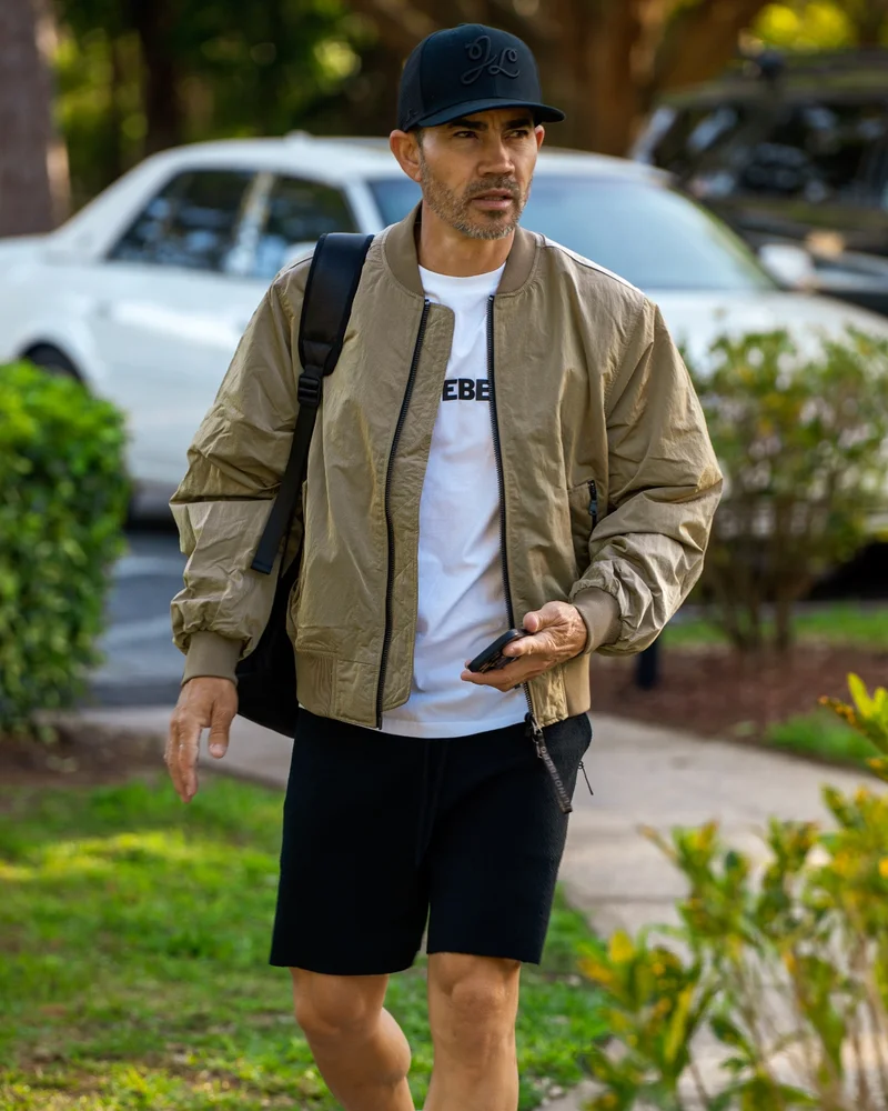 Off-Course Looks