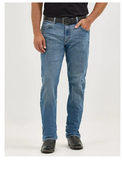 Men's Wrangler Retro® Slim Fit Straight Leg Jean