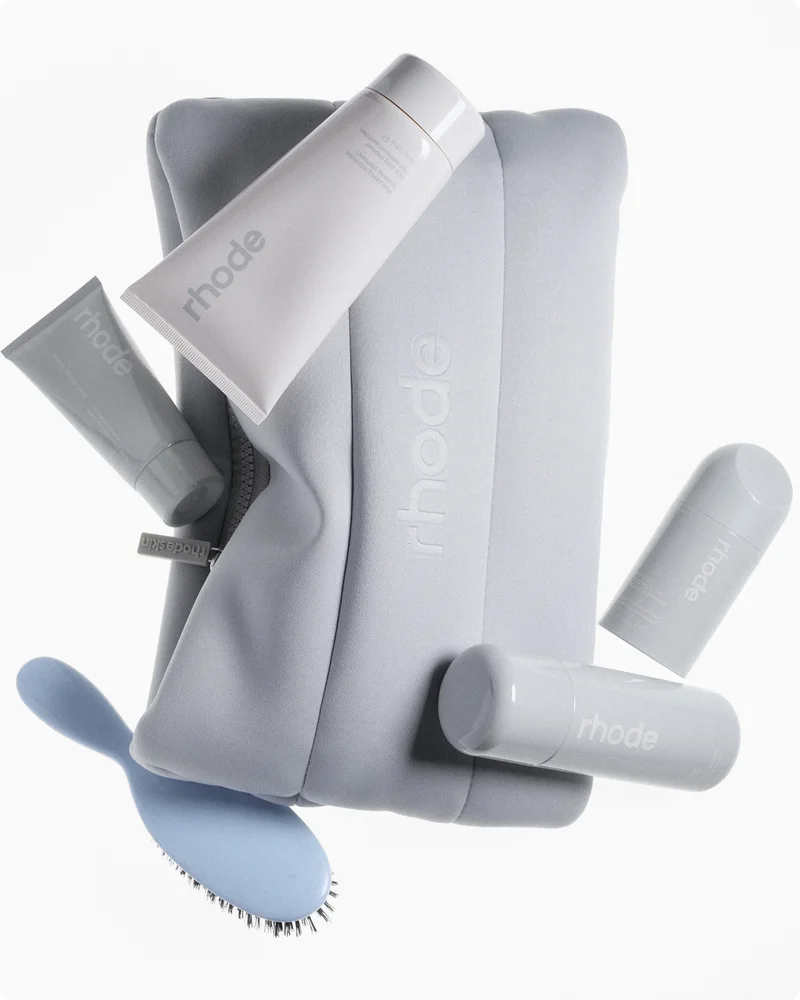 We develop each of our skincare essentials with lush, dreamy textures and nourishing ingredients to make for a routine you’ll always look forward to.  Here’s how each step in the rhode kit feels on your skin.