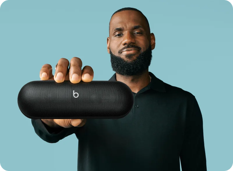 LeBron James holding Beats Pill in Matte Black.