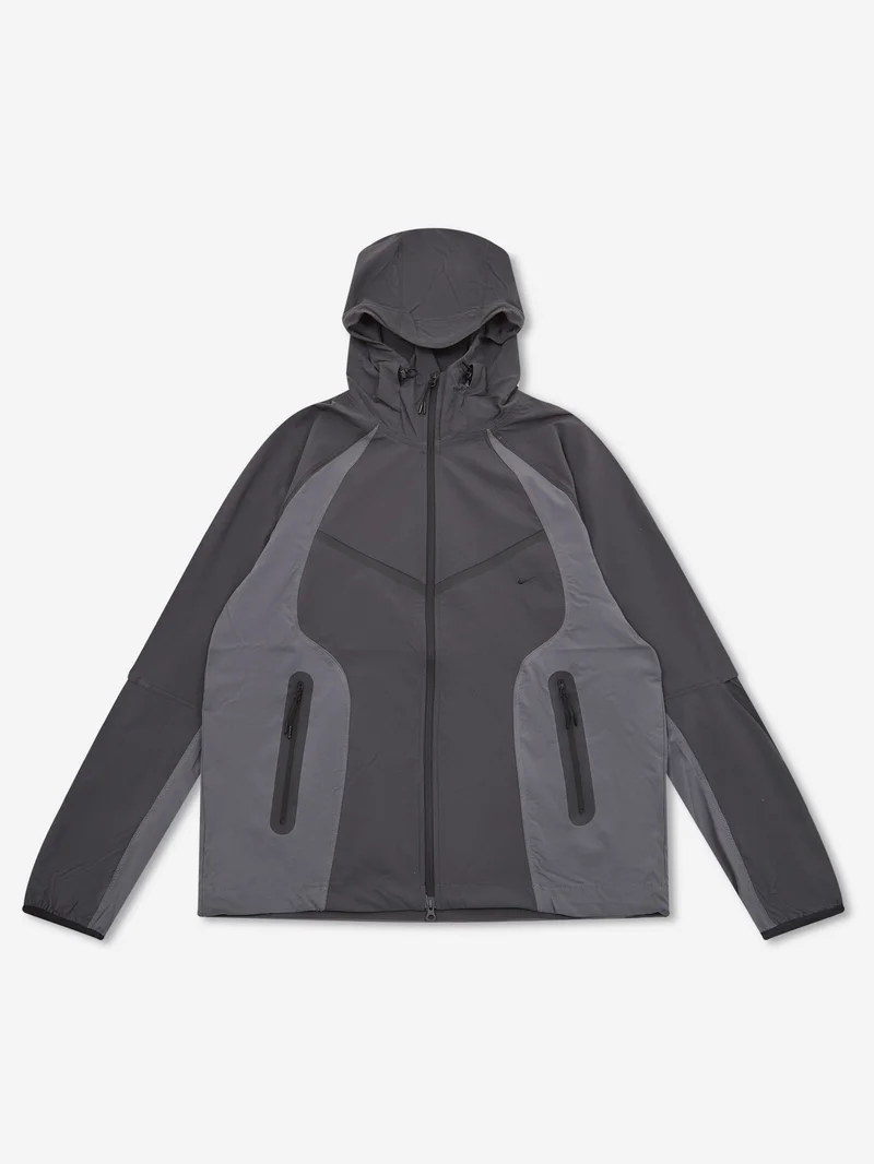 NIKE TECH