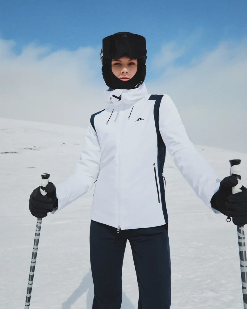 Must-Have Ski