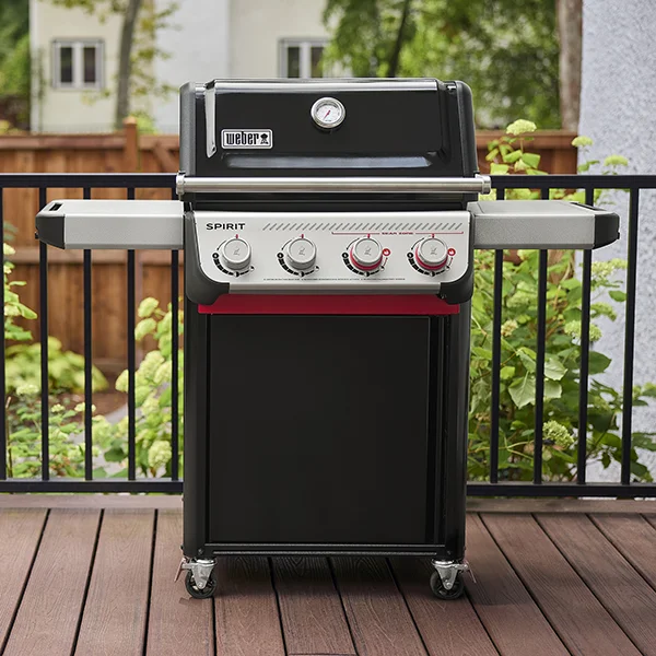 New Spirit® E-425C Gas Grill