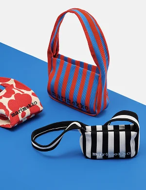 Up to 30% off all bags & accessories