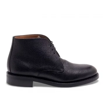 Jessie R Chukka Boot in Black Grain Leather