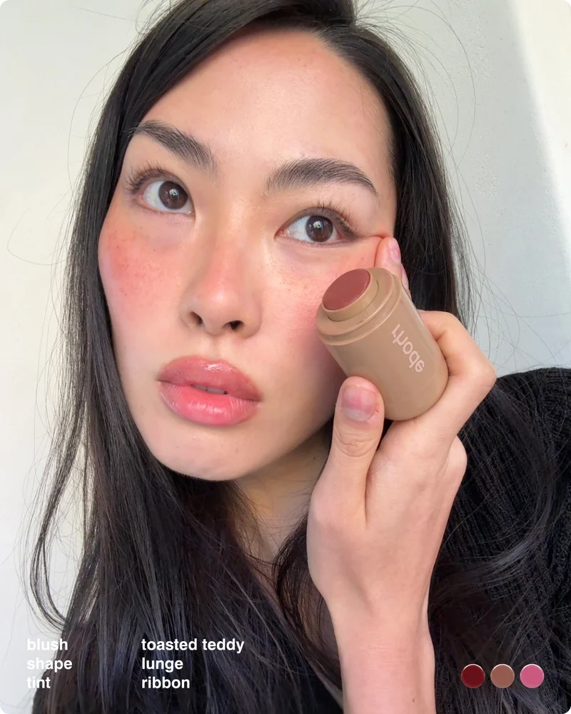blush: toasted teddy, shape: lunge, tint: ribbon