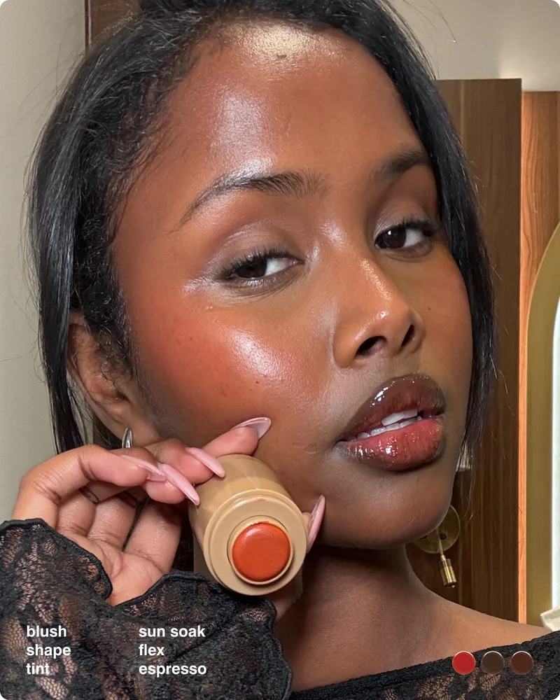 blush: sun soak, shape: flex, tint: espresso