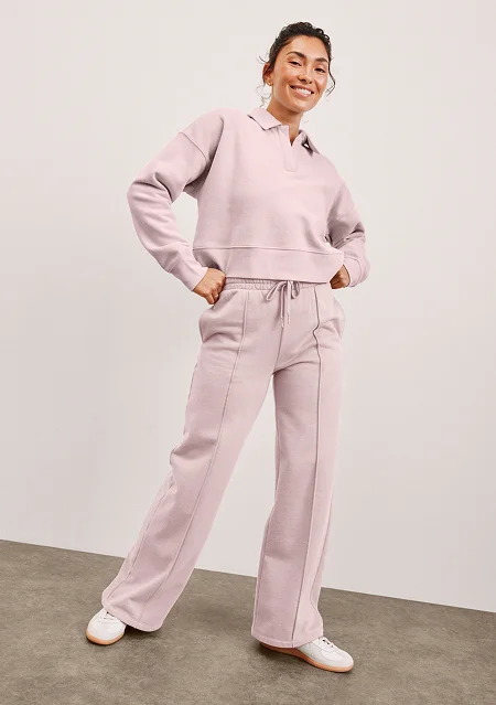 LuxeFleece Pintuck Wide Leg Pant in Pale Pink