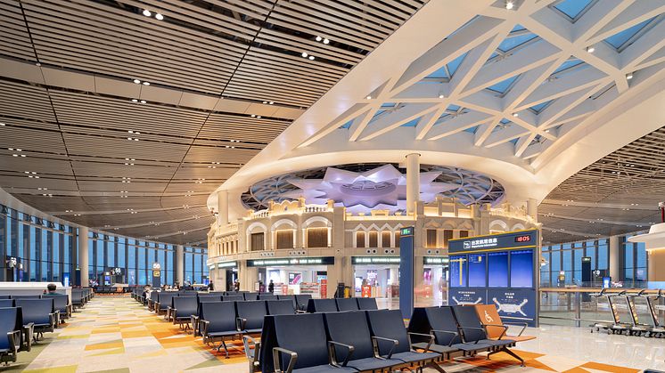 Haikou Meilan International Airport 02 美兰机场T2南洋风情骑楼建筑.jpg
