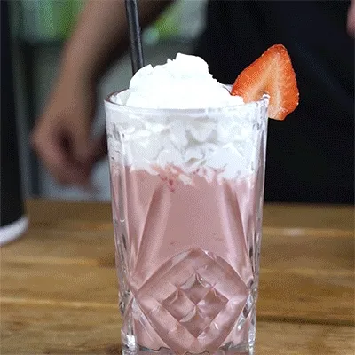 Strawbs & Cream Mocktail
