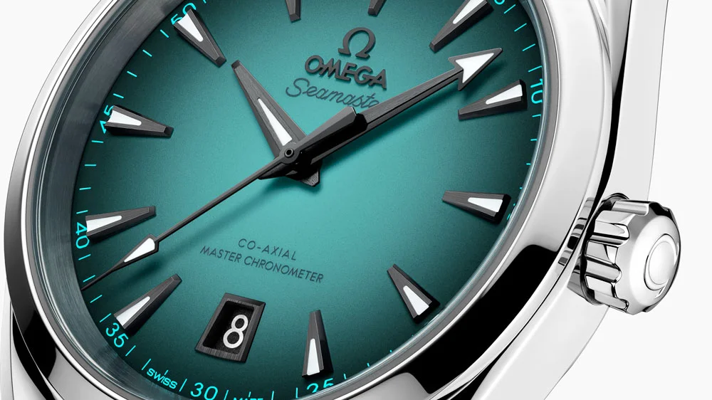 Turquoise dial