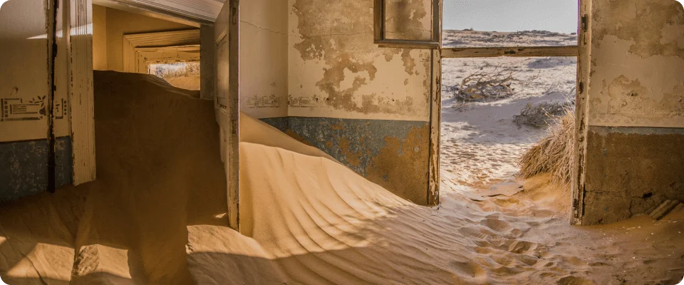 sand filled room