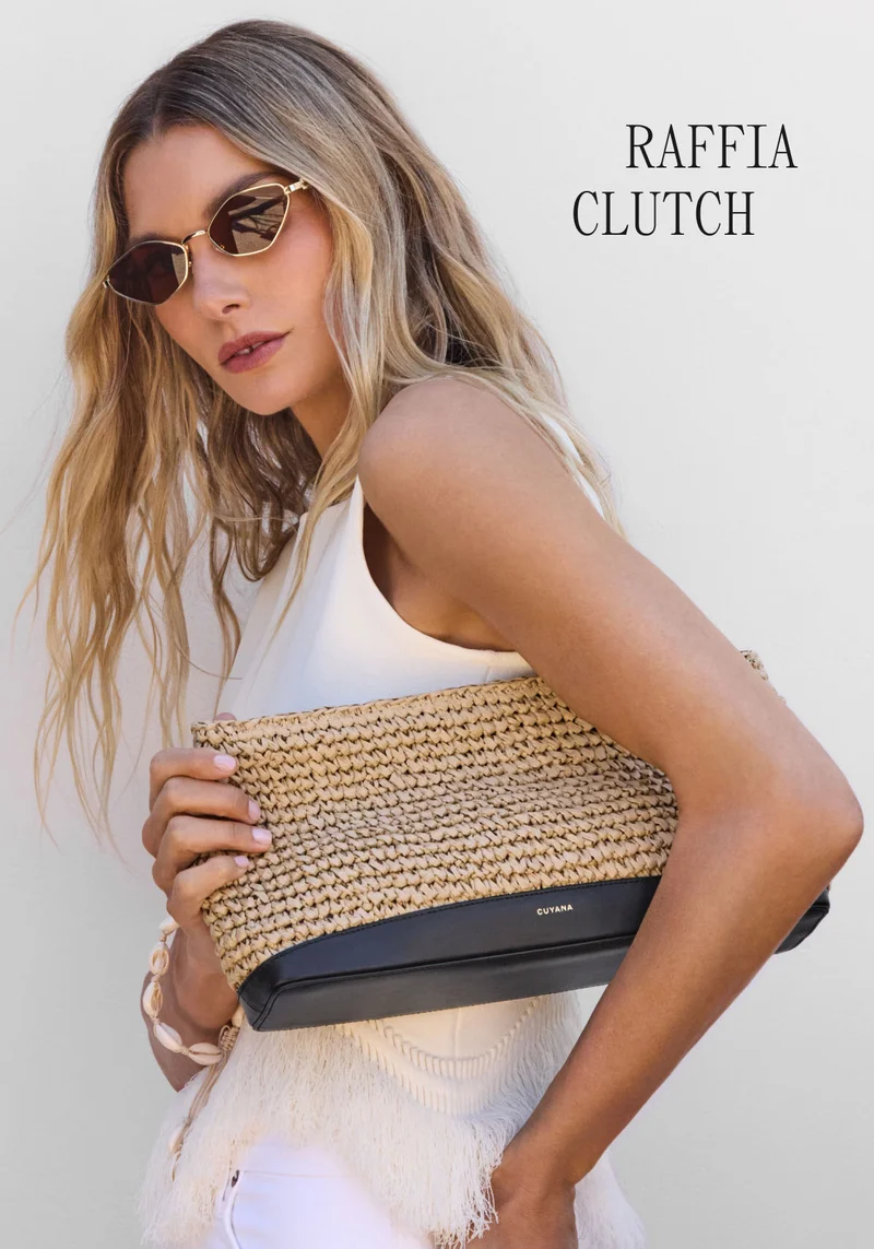 RAFFIA CLUTCH