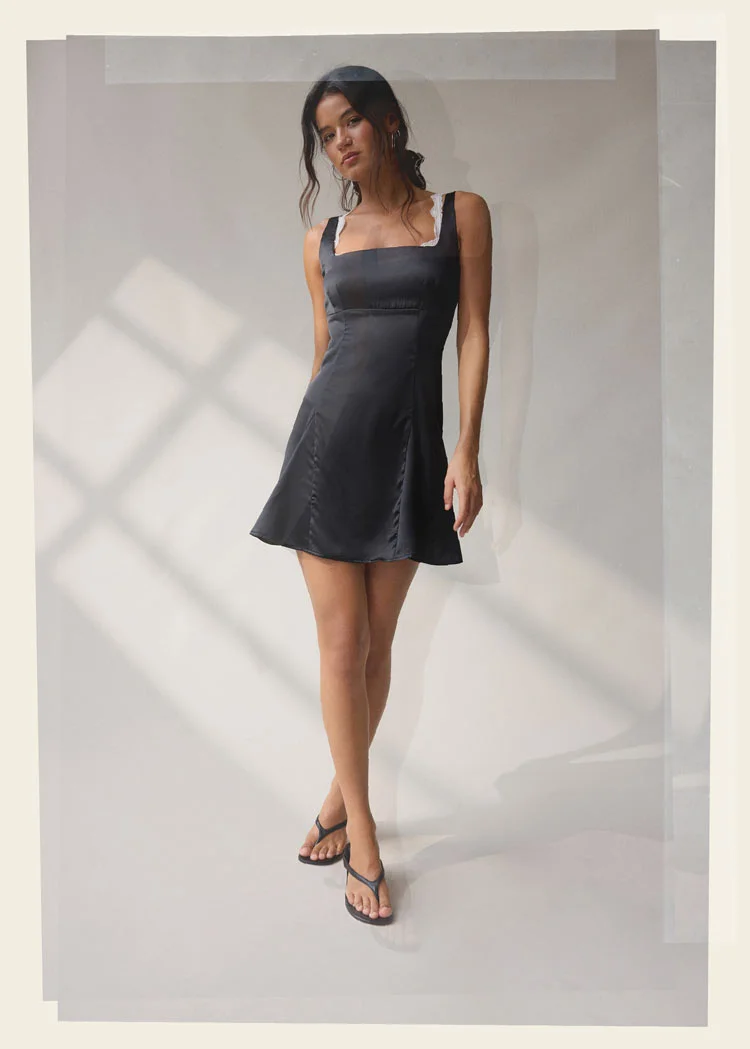 IMAGE-SHORT DRESS