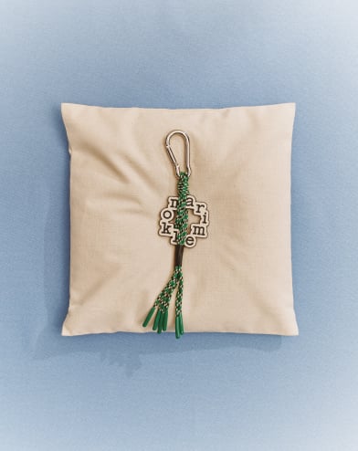 Online exclusive Leijua Kioski key chain
