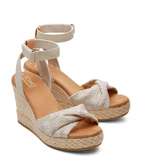 Embroidered Marisela - Image