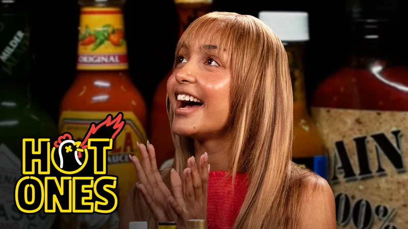 PinkPantheress on Hot Ones.